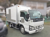いすゞエルフ冷凍車（冷蔵車）小型（2t・3t）[写真02]