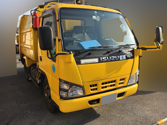 いすゞエルフパッカー車（塵芥車）小型（2t・3t）PB-NKR81AN [写真01]