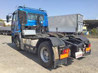 UDトラックスビッグサムトレーラーヘッド（トラクターヘッド）大型（10t）[写真02]