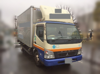 三菱ふそうキャンターアルミバン小型（2t・3t）[写真02]