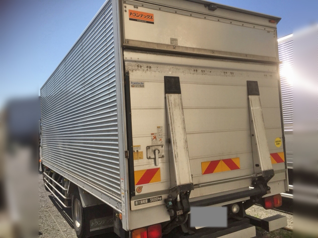 日野レンジャーアルミバン増トン（6t・8t）[写真02]