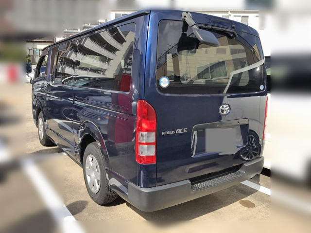 トヨタレジアスエースバン小型（2t・3t）[写真02]