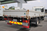 日野レンジャー平ボディ中型（4t）[写真02]