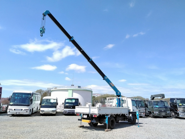 いすゞエルフクレーン4段小型（2t・3t）[写真02]