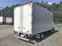 いすゞエルフアルミバン小型（2t・3t）[写真02]