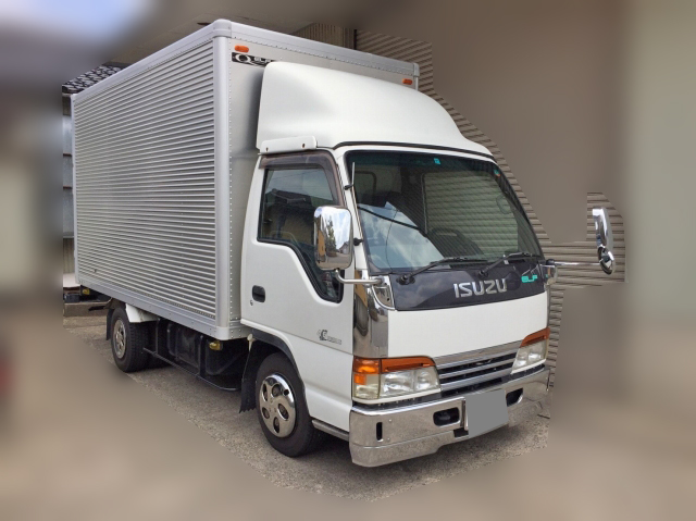 いすゞエルフアルミバン小型（2t・3t）[写真01]