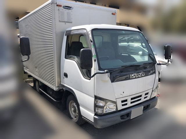 いすゞエルフアルミバン小型（2t・3t）[写真02]