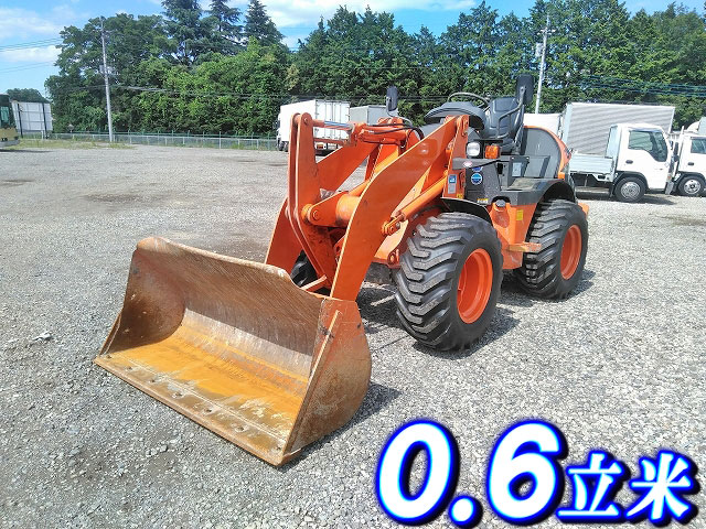 日立タイヤショベル（ホイルローダー）ZW50-5B [写真01]