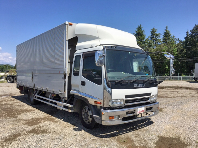 いすゞフォワードアルミウイング増トン（6t・8t）[写真02]