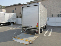 トヨタトヨエースアルミバン小型（2t・3t）[写真02]