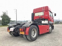 UDトラックスビッグサムトレーラーヘッド（トラクターヘッド）大型（10t）[写真02]