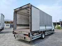 三菱ふそうファイター冷蔵冷凍ウイング中型（4t）[写真02]