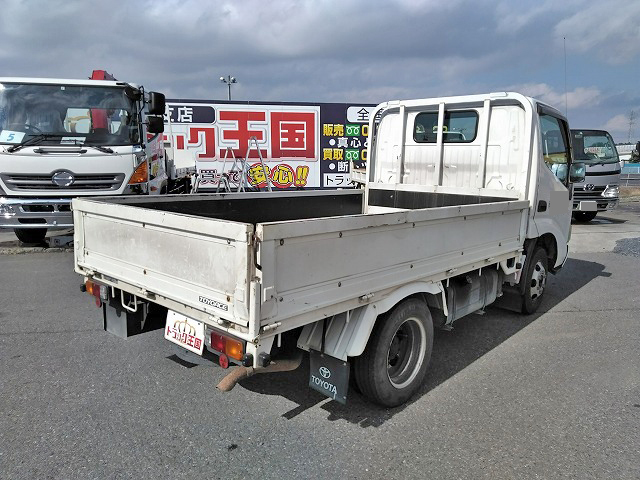 トヨタトヨエース平ボディ小型（2t・3t）[写真02]