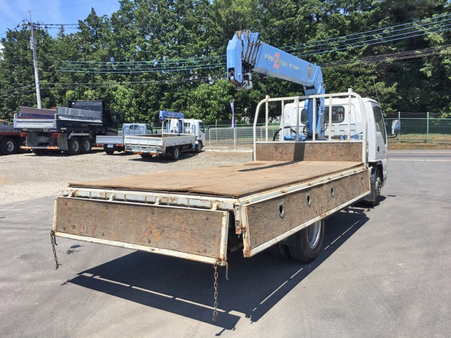 いすゞエルフクレーン6段小型（2t・3t）[写真02]