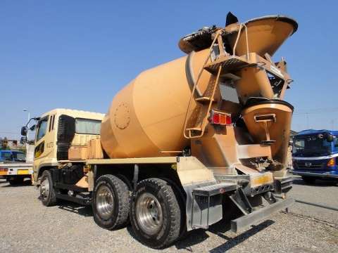 三菱ふそうスーパーグレートミキサー車（コンクリートミキサー）大型（10t）[写真02]