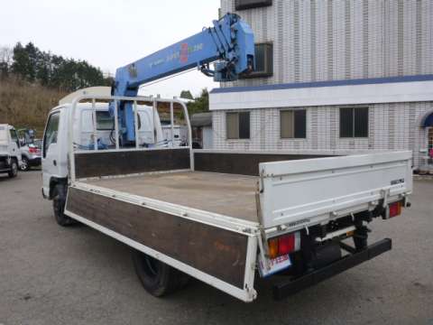 いすゞエルフクレーン5段小型（2t・3t）[写真02]