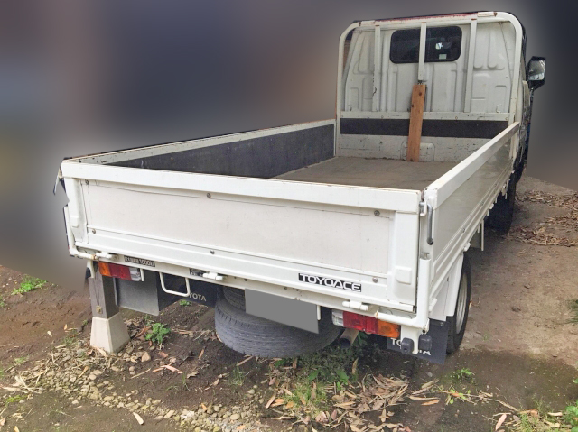 トヨタトヨエース平ボディ小型（2t・3t）[写真02]