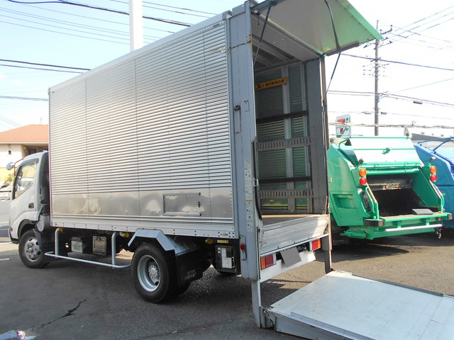 日野デュトロアルミバン小型（2t・3t）[写真02]
