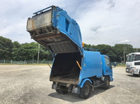 いすゞエルフパッカー車（塵芥車）小型（2t・3t）[写真02]