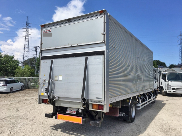 いすゞフォワードアルミバン中型（4t）[写真02]