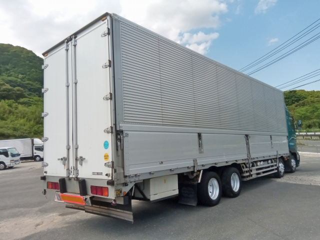 日野プロフィアアルミウイング大型（10t）[写真02]