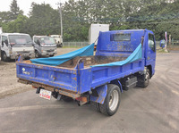 三菱ふそうキャンターダンプ小型（2t・3t）[写真02]