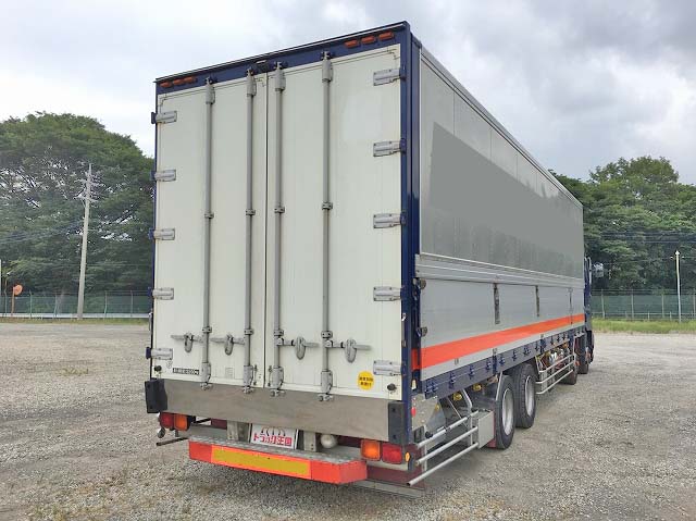 日野プロフィアパネルウイング大型（10t）[写真02]