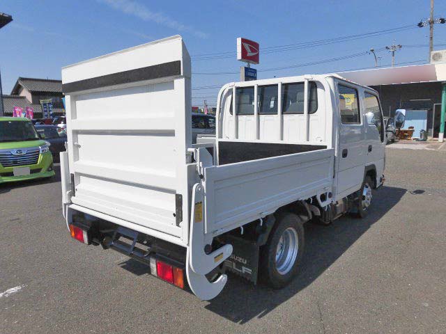 いすゞエルフダブルキャブ（Wキャブ）小型（2t・3t）[写真02]