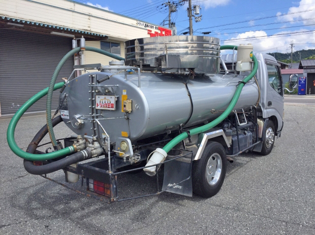 日野デュトロバキュームカー小型（2t・3t）[写真02]