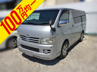 トヨタハイエースバン小型（2t・3t）[写真01]