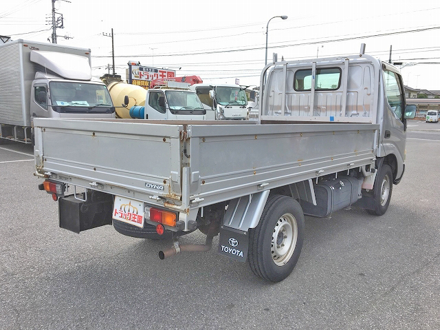 トヨタダイナ平ボディ小型（2t・3t）[写真02]