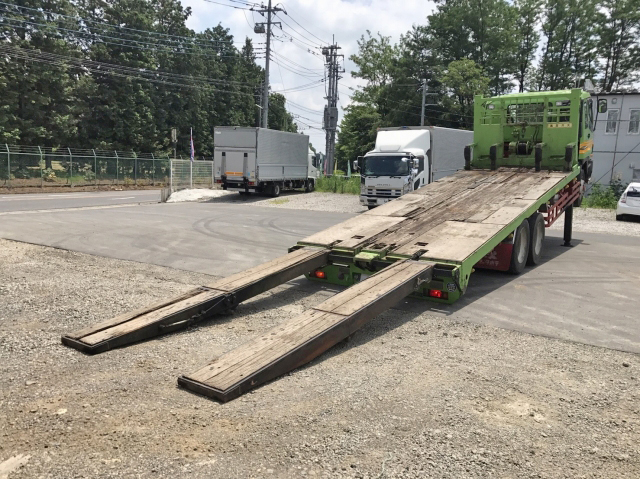 いすゞギガセルフローダー大型（10t）[写真02]