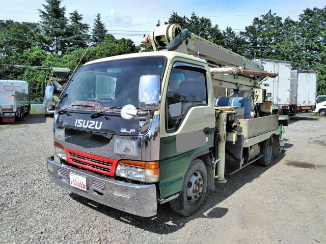 いすゞエルフコンクリートポンプ車小型（2t・3t）KC-NPR71LV [写真01]