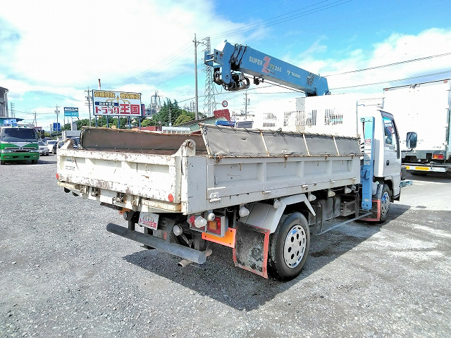 いすゞエルフダンプ・クレーン付小型（2t・3t）[写真02]