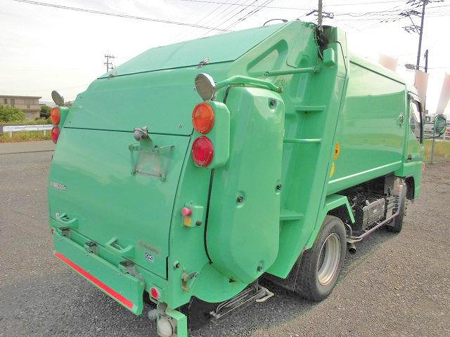 三菱ふそうキャンターパッカー車（塵芥車）小型（2t・3t）[写真02]