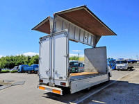 いすゞエルフパネルウイング小型（2t・3t）[写真02]