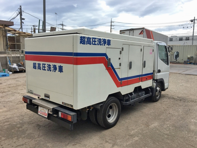 三菱ふそうキャンターガッツ高圧洗浄車小型（2t・3t）[写真02]