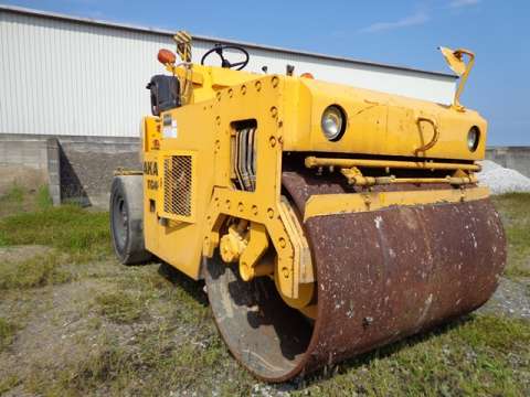 サカイ振動ローラ[写真01]