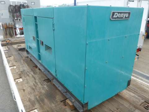 デンヨー発電機[写真02]
