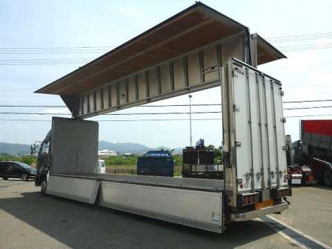 UDトラックスビッグサムアルミウイング大型（10t）[写真02]