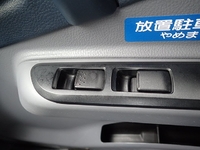 三菱ふそうキャンター冷凍車（冷蔵車）小型（2t・3t）[写真29]