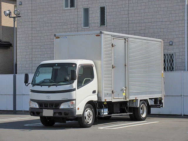 トヨタダイナアルミバン小型（2t・3t）[写真02]