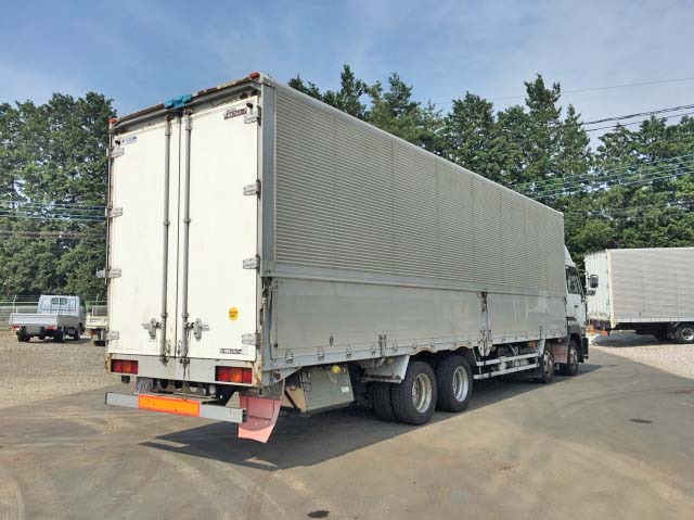 UDトラックスビッグサムアルミウイング大型（10t）[写真02]