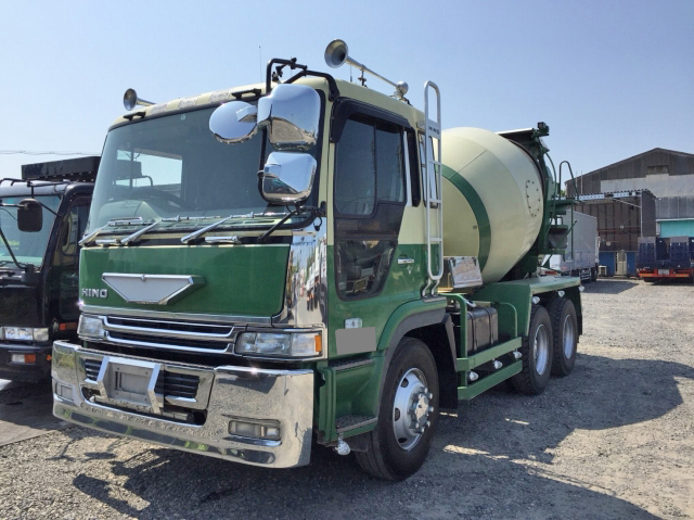 日野プロフィアミキサー車（コンクリートミキサー）大型（10t）[写真01]