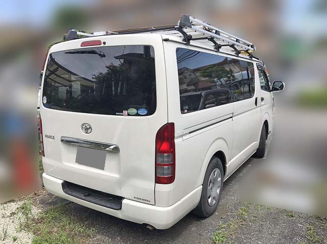 トヨタハイエースバン小型（2t・3t）[写真02]