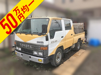 トヨタダイナダブルキャブ（Wキャブ）小型（2t・3t）[写真01]