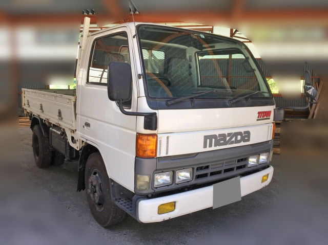 マツダタイタン平ボディ小型（2t・3t）[写真02]
