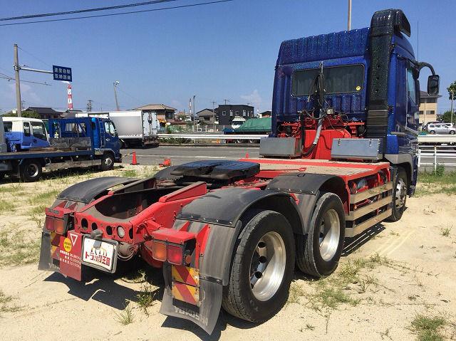 三菱ふそうスーパーグレートトレーラーヘッド（トラクターヘッド）大型（10t）[写真02]