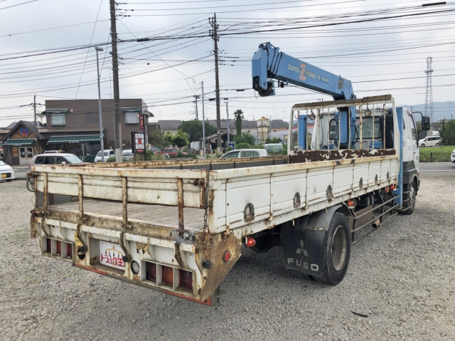 三菱ふそうファイターセルフクレーン5段増トン（6t・8t）[写真02]