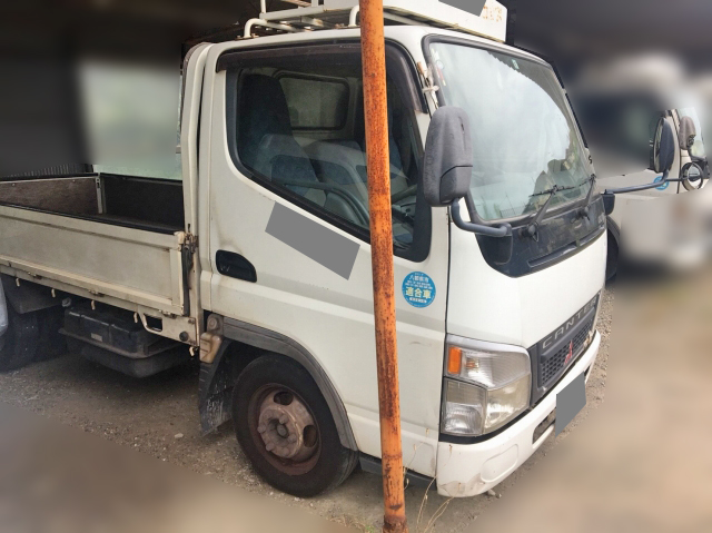 三菱ふそうキャンターガッツ平ボディ小型（2t・3t）[写真02]